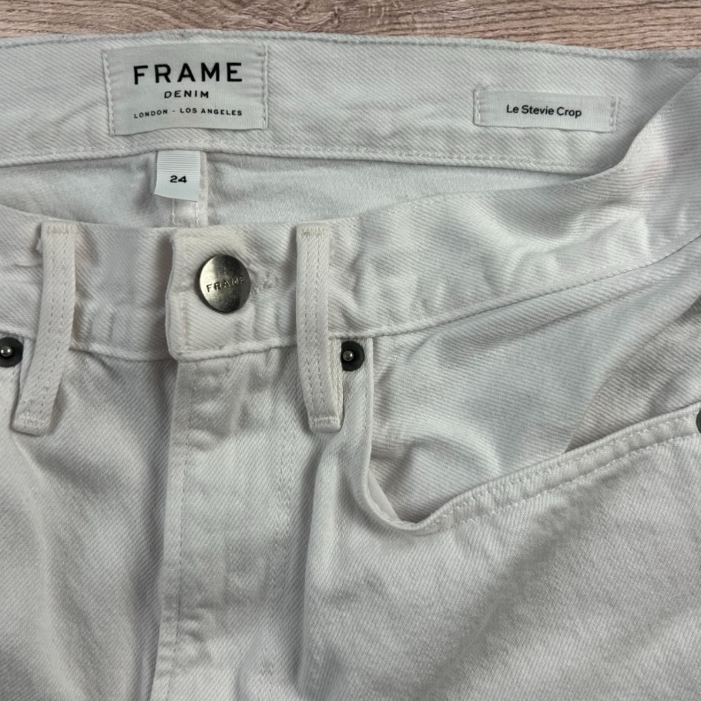 Frame Denim Le Stevie Crop Shredded Raw Hem Jeans Sz: 24 - Picture 9 of 14